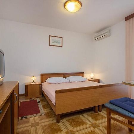 Apartments Tonimir Водице Экстерьер фото