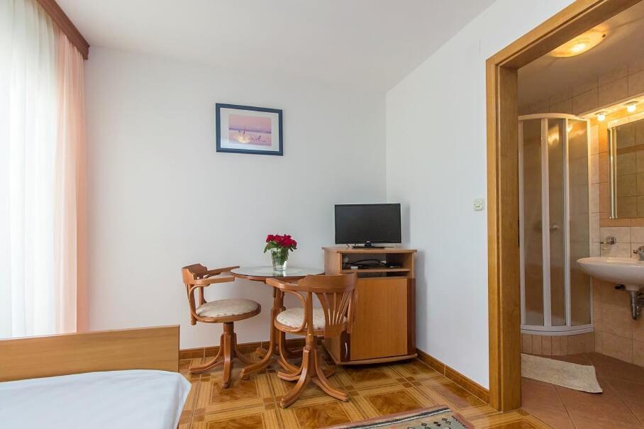 Apartments Tonimir Водице Экстерьер фото