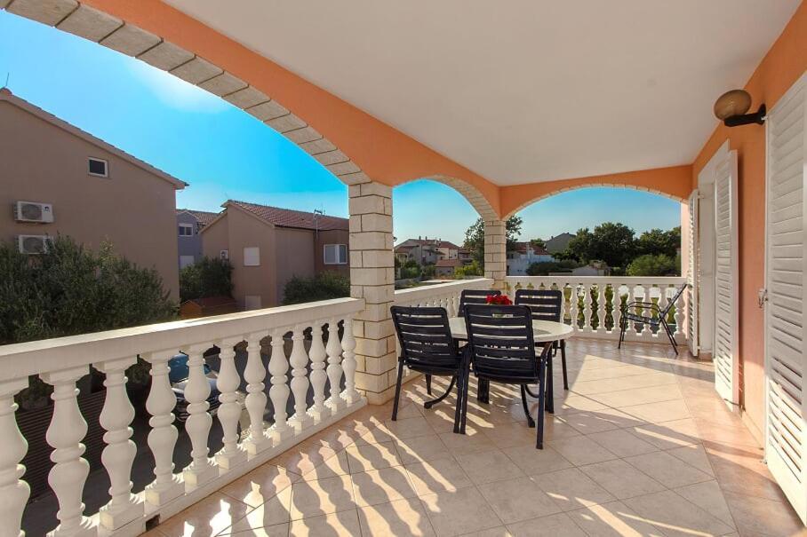 Apartments Tonimir Водице Экстерьер фото